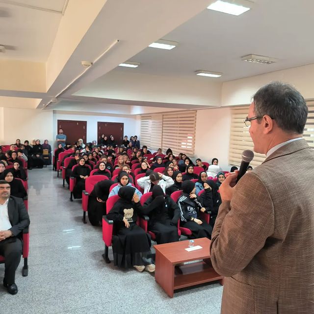 Bağcılar’da Mevlid-i Nebi Konferansı Düzenlendi