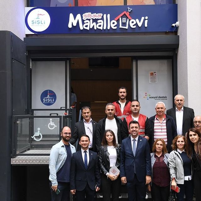 Şişli Gülbahar Mahallesi'nde Yer Alan Mahalle Evi, Halkın İlgisini Çekiyor