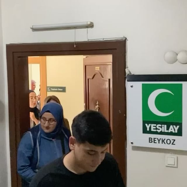 Yeşilay Beykoz Şubesi, Galip Öztürk Çocuk Evleri Sitesi'nde Çocuklarla Etkinlik Düzenledi