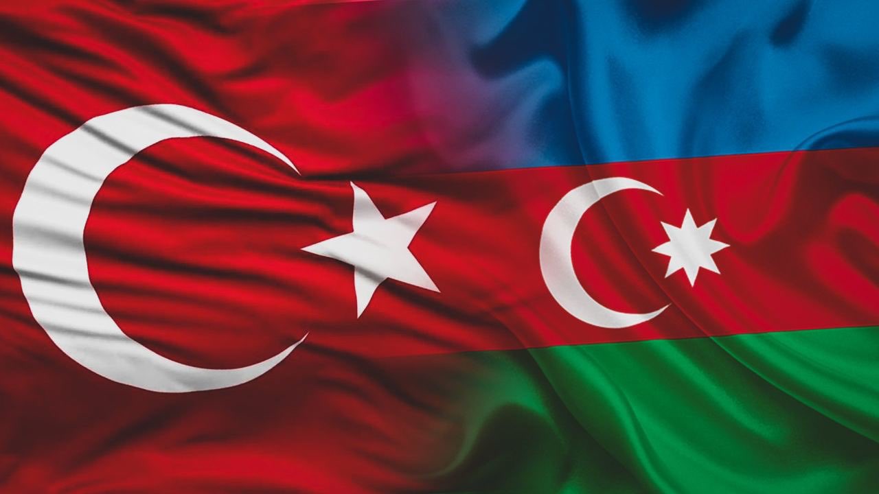 Azerbaycan’ın Bağımsızlık Günü Kutlandı