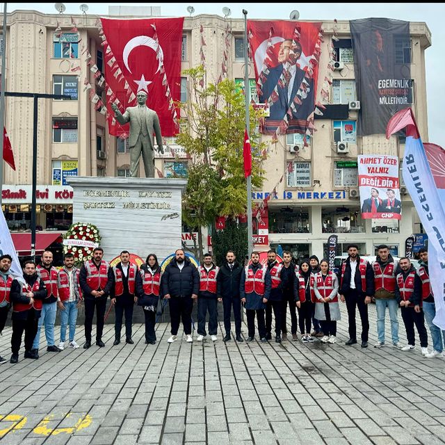 Esenyurt’ta Demokrasi Nöbeti Devam Ediyor