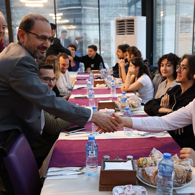 Yıldız Teknik Üniversitesi'nde Öğrenci Kulüpleriyle Kahvaltı Etkinliği