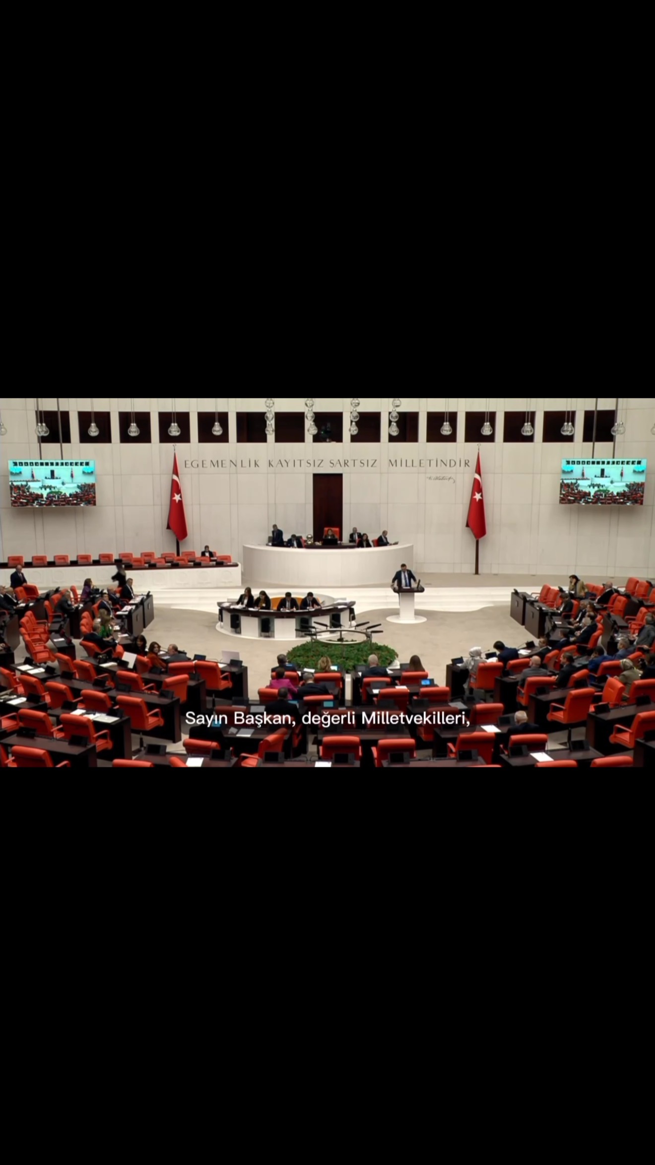 İYİ Parti Genel Başkan Yardımcısı Burak Akburak, Türkiye'nin çocuklarına daha yaşanabilir bir gelecek sağlanması gerektiğini vurguladı