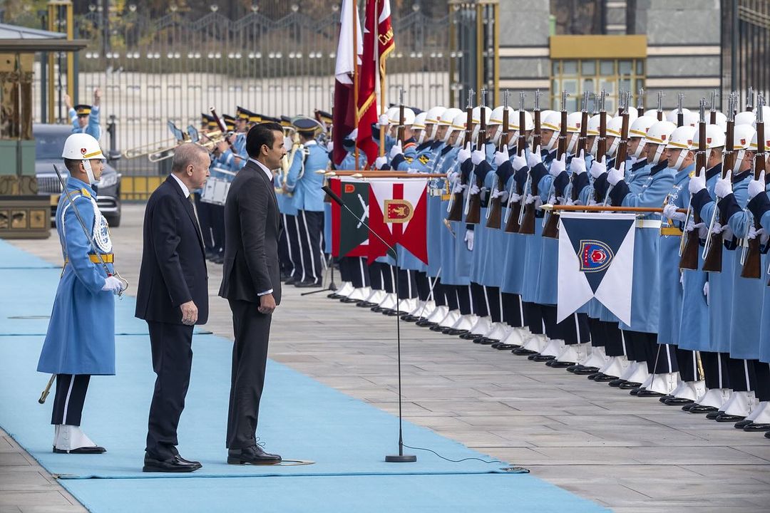 Cumhurbaşkanı Recep Tayyip Erdoğan, Katar Emiri'ni Resmi Törenle Karşıladı