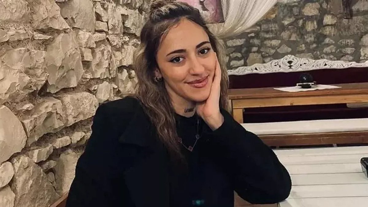 TikTok Fenomeni Lavinia Özmen Trafik Kazasında Hayatını Kaybetti