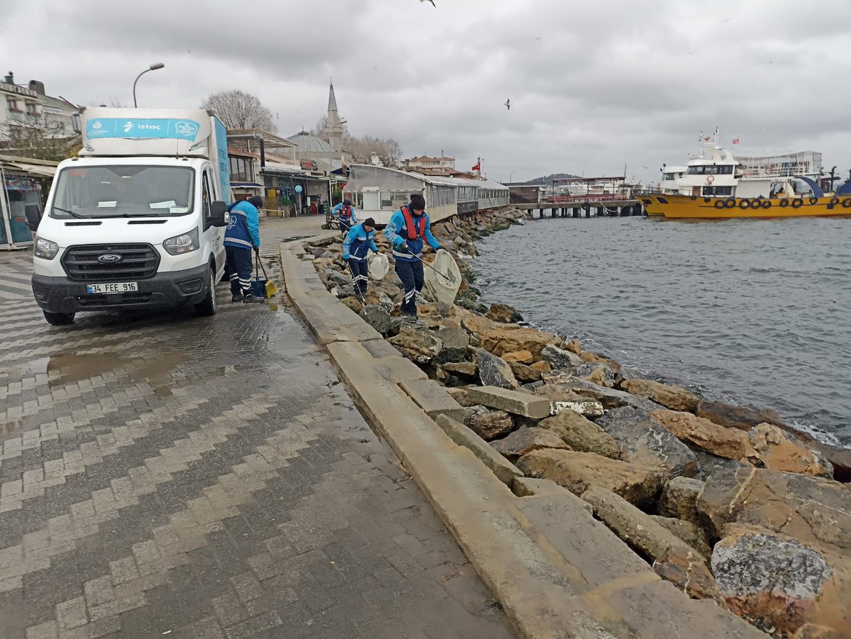 Adalar Kıyıları Temiz Tutuluyor