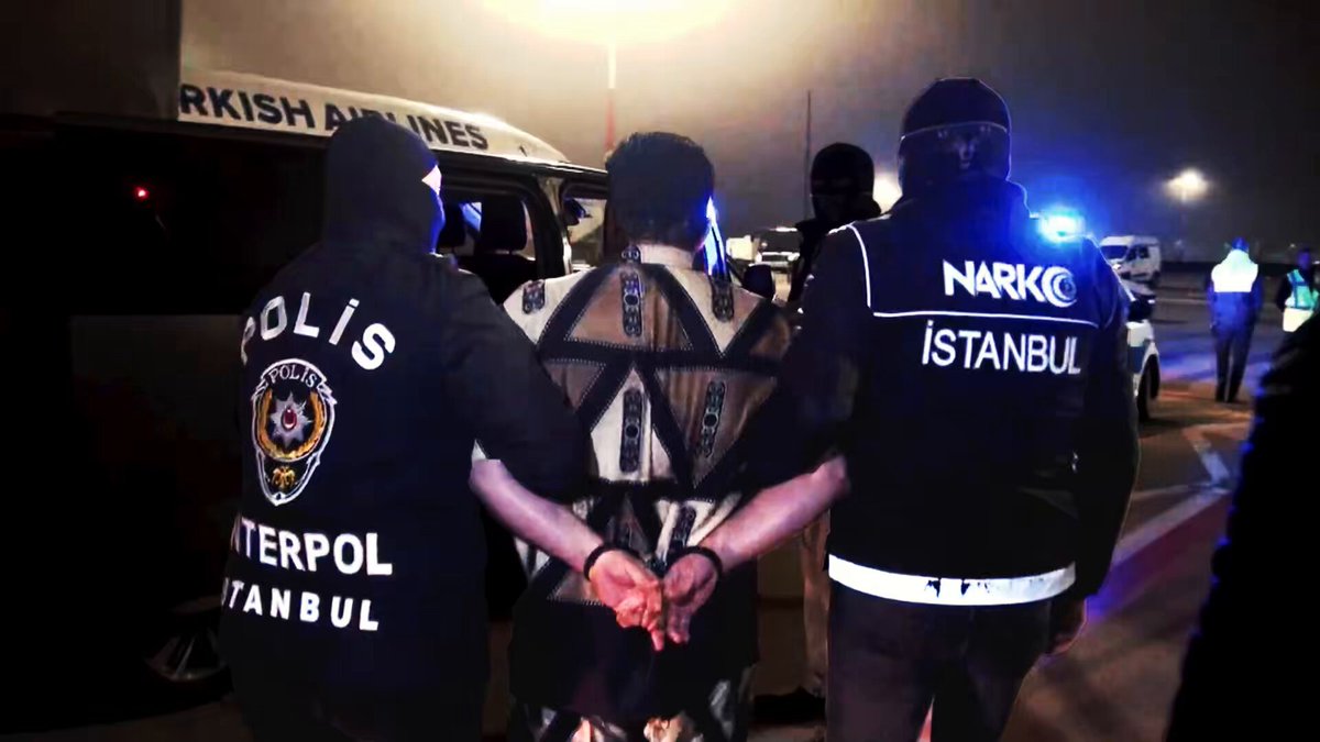 Kırmızı Bülten'le Aranan 3 Şahıs Yurt Dışında Yakalandı