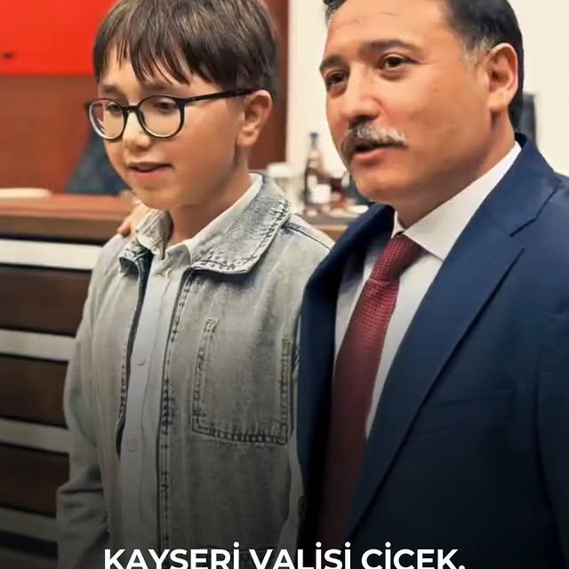 Kayseri'de TÜBİTAK Proje Yarışmalarında Ödül Alan Öğrenciler Vali Çiçek Tarafından Kabul Edildi
