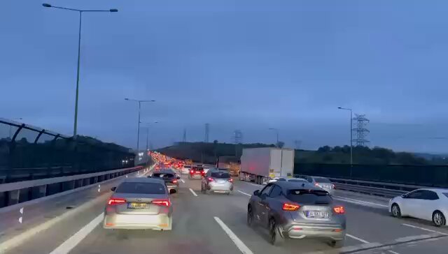 İstanbul'da Deprem Sonrası Şehirden Ayrılmalar Başladı