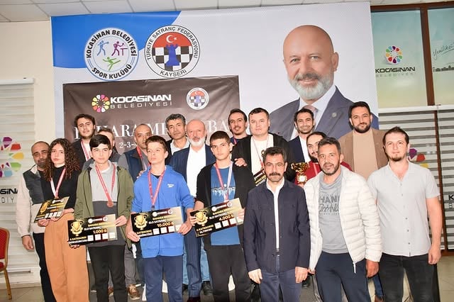 Kayseri'de Satrancın Yükselişi: Kocasinan Belediyesi Satranç Eğitim ve Turnuva Merkezi'nde 4. Turnuva Tamamlandı