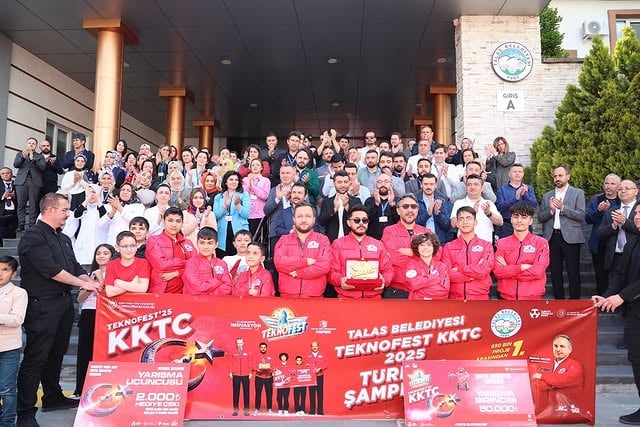 Talas Belediyesi E-Spor ve İnovasyon Merkezi Takımları, TEKNOFEST'te Türkiye'ye Birinci Geldi