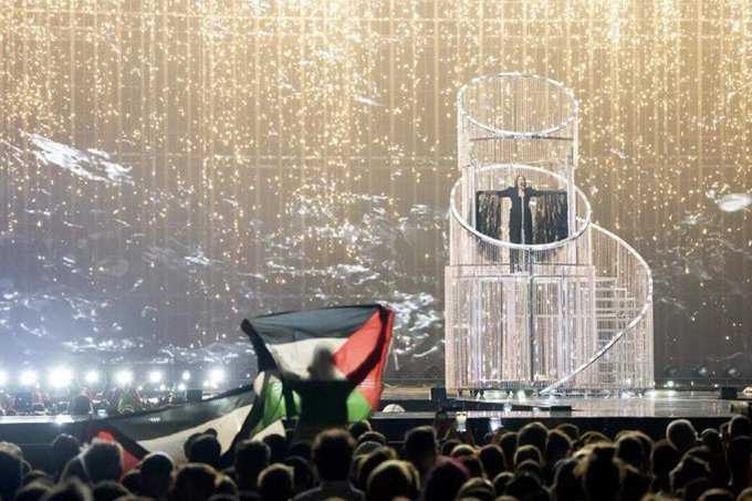 Eurovision'da İsrail Performansında Gergin Anlar: Objektiflere Yansıyan Görüntüler