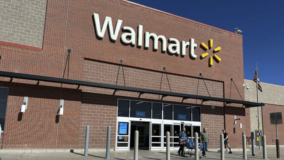Trump, Walmart'a Fiyat Artışlarına Karşı Uyarı Yaptı