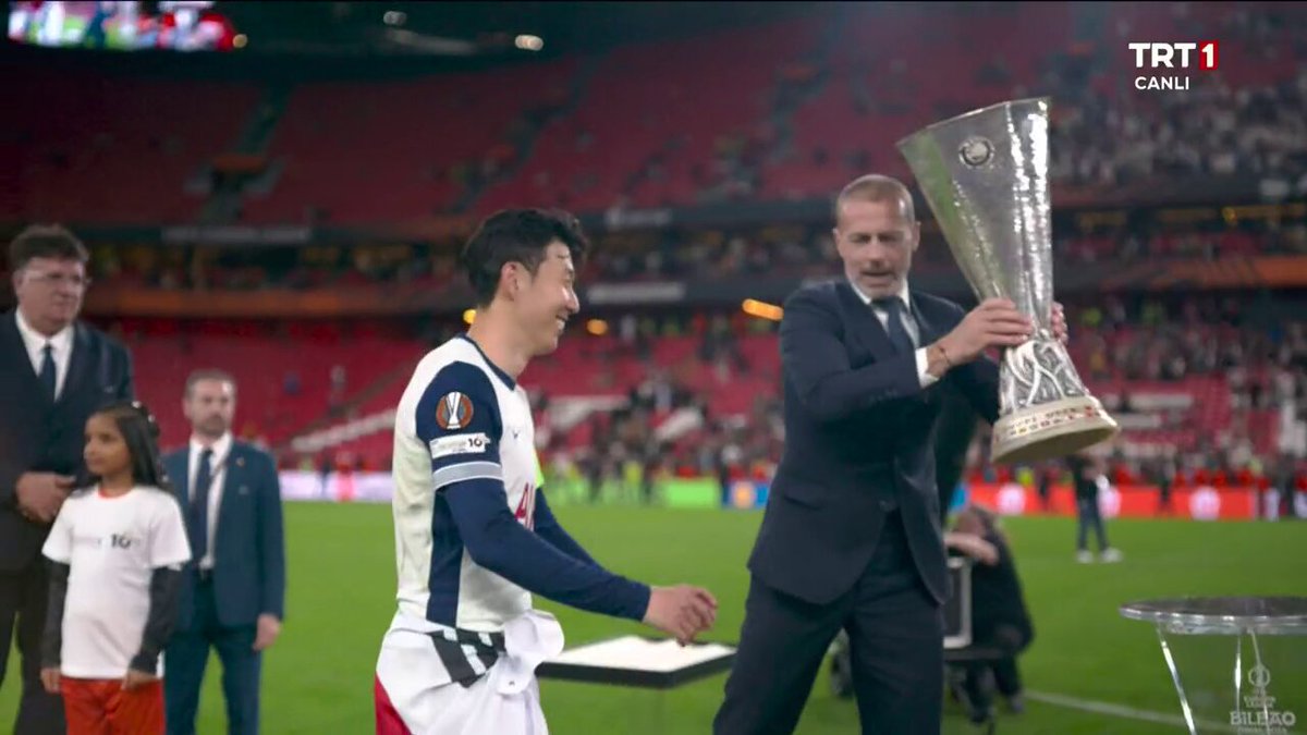 Tottenham, Kariyerinin İlk Kupasını Heung Min Son'un Golüyle Kazandı
