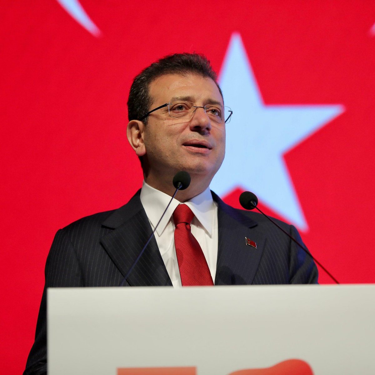 Ekrem İmamoğlu İçeriklerine Ulaşım Araçlarında Yayın Yasağı