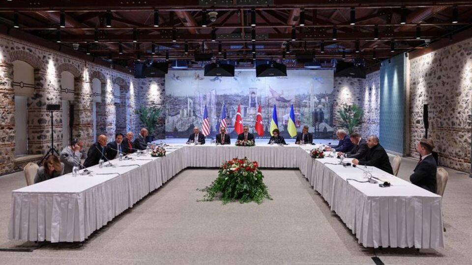 İstanbul'da Rusya-Ukrayna Görüşmeleri Başladı