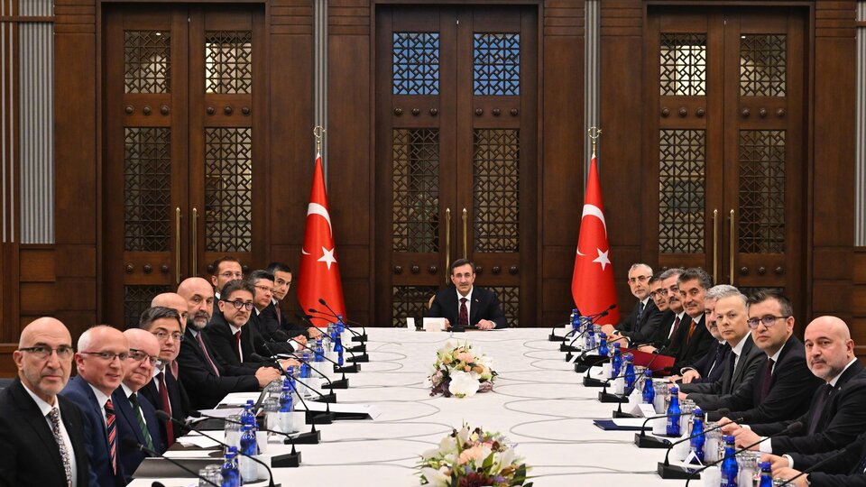 Cumhurbaşkanı Yardımcısı Yılmaz, Metal Sektörünü Değerlendirdi