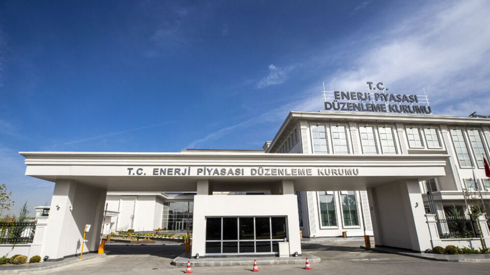 EPDK'dan BOTAŞ Saros FSRU Düzenlemesi: LNG Terminali Kullanımında Değişiklik