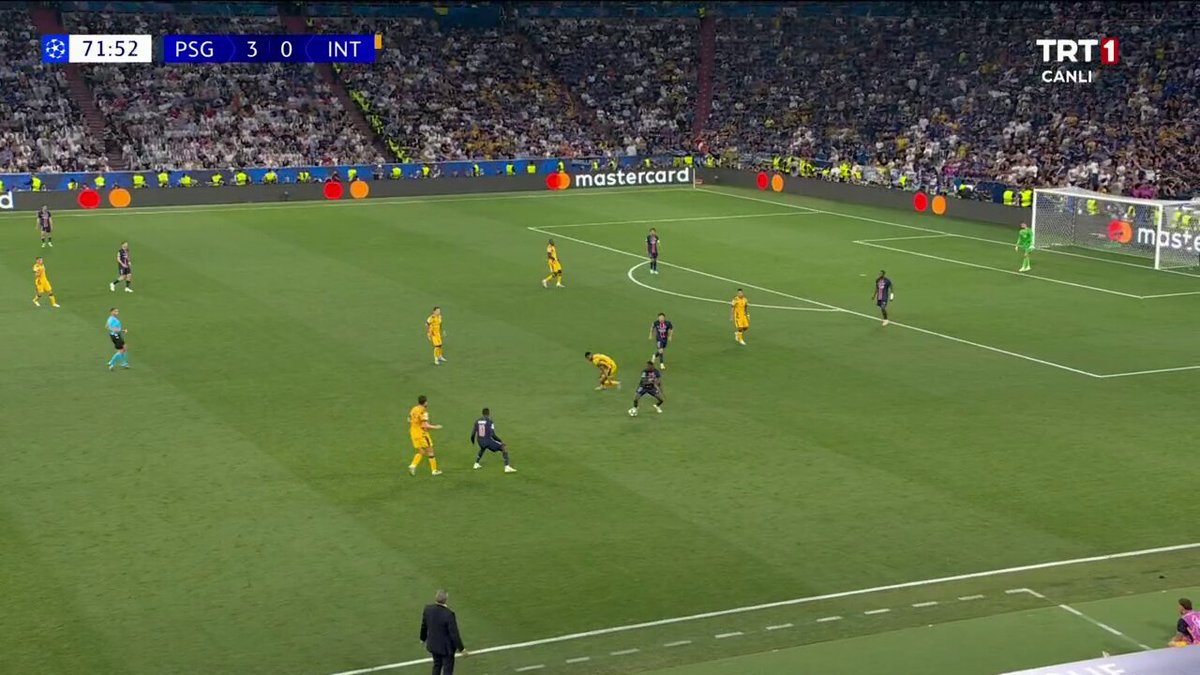 Şampiyonlar Ligi'nde Tarihi An: Fransız Takımı Finalde 4 Gol Attı