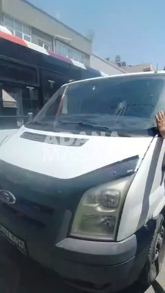 Adana'da Trafikte Küfür Olayı
