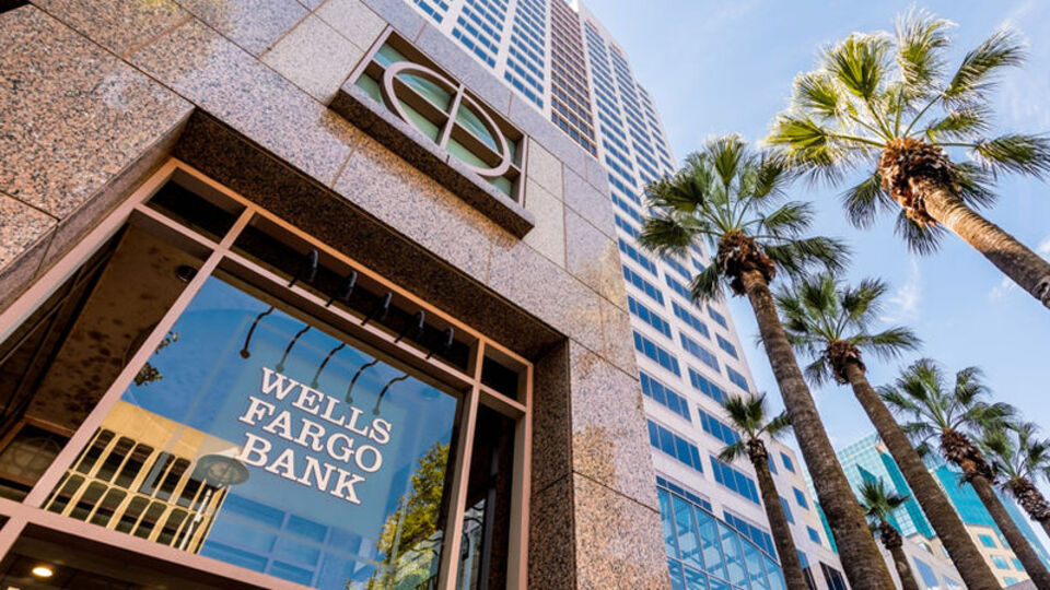 Fed, Wells Fargo'nun Varlık Sınırını Kaldırarak Bankanın Büyümesine İzin Verdi
