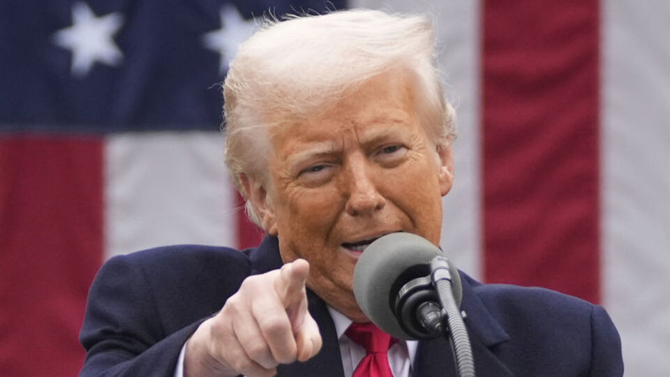Trump'tan 12 Ülkeye Güvenlik Kaynaklı Seyahat Yasağı