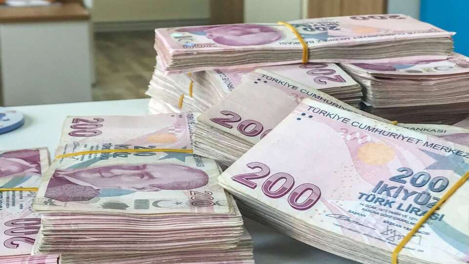 Hazine, İhaleler Öncesinde 421 Milyar TL'lik Borçlanma Gerçekleştirdi