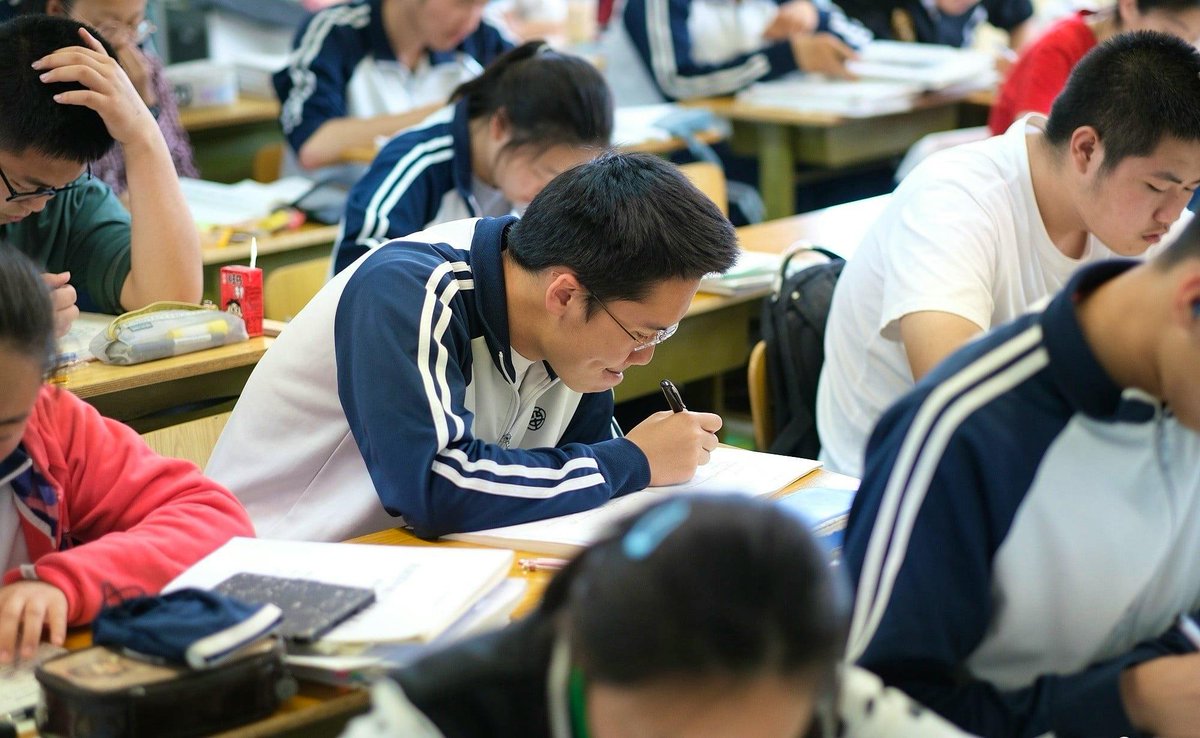 Çin'de Gaokao Sınavı Süresince Yapay Zeka Hizmetleri Askıya Alındı