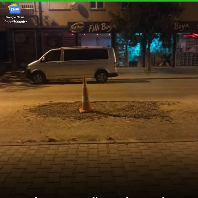 Kayseri'de Su Kaçağı Onarımı Sonrası Asfalt Çalışması Bekleniyor
