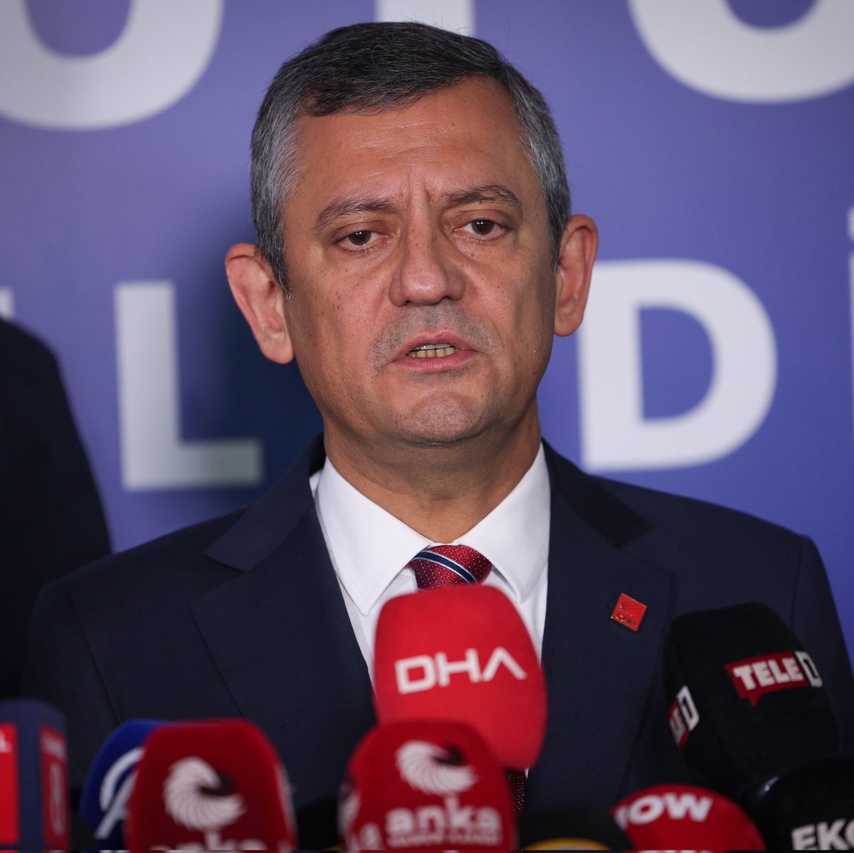 CHP MYK Toplantısı Kararı: Özgür Özel'den Önemli İstişare Hamlesi