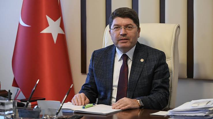 Adalet Bakanı Tunç'tan Belediye Başkanları Hakkındaki Soruşturma Açıklaması