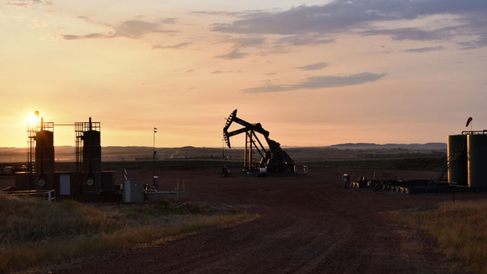 OPEC Üyesi 8 Ülke Petrol Üretimini Artırıyor