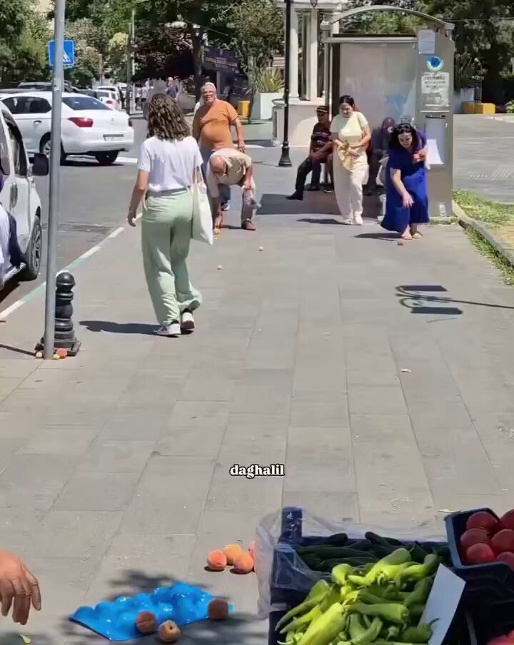 Tekirdağ'da Devrilen Kasalara Vatandaşlar Yönelik Destek