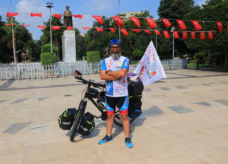 Emanet bisikletle çocuklara umut olmak için Türkiye turuna çıktı
