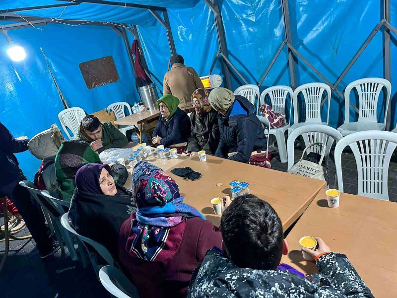 Talas’ta sosyal tesis ve çadırlarda sıcak çorba ikramı