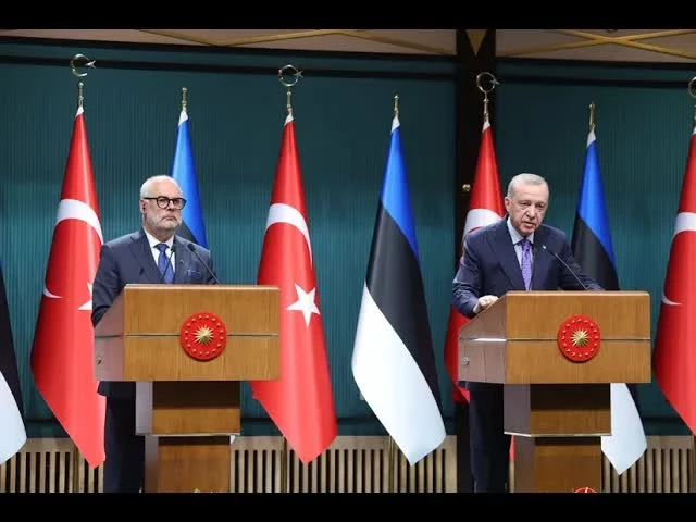 Cumhurbaşkanı Erdoğan, Estonya Cumhurbaşkanı Karis ile Ortak Basın Toplantısı Düzenledi