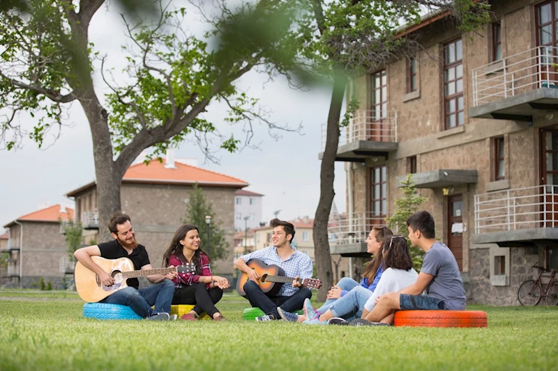 Abdullah Gül Üniversitesi